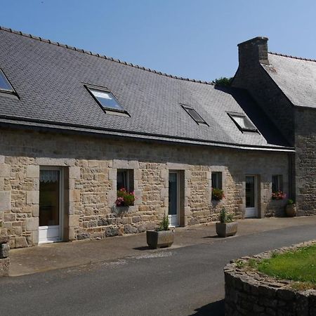 La Ferme Guibel Bed & Breakfast Plouzélambre Екстериор снимка