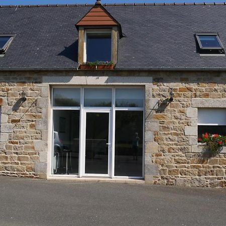 La Ferme Guibel Bed & Breakfast Plouzélambre Екстериор снимка